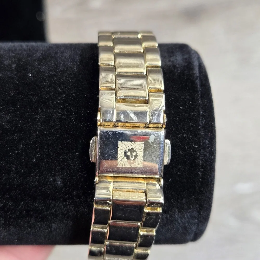 Anne Klein pre owned